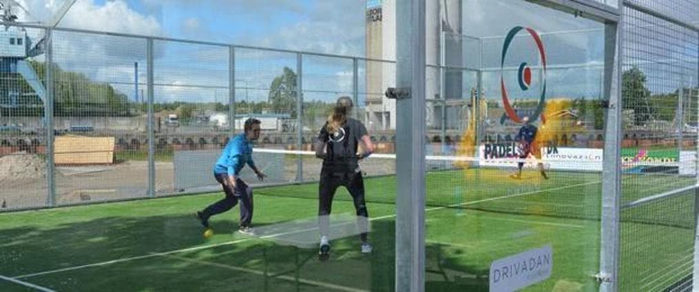 Padelbane på Odense Havn - Byens Ø i Odense